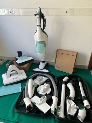 Folletto Vk220s completa di tutto in garanzia