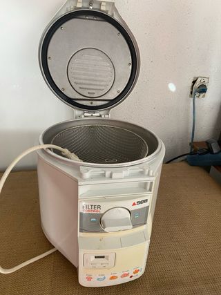 Freidora de aire casi nueva