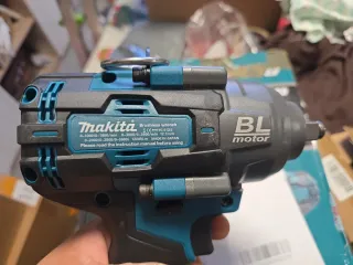 Taladro de impacto Makita Brushless