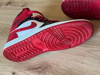 Scarpe Nike Air Jordan 1 Mid Uomo Ragazzo