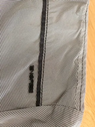 Cazadora hombre gris y negra