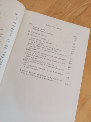 Libro de 1956 "Género de Punto por Urdidumbre"