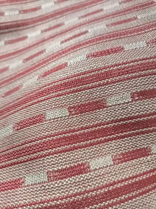 Retal de tela beige y rosa