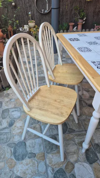 Mesa de cocina madera + 4 sillas