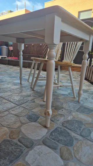 Mesa de cocina madera + 4 sillas