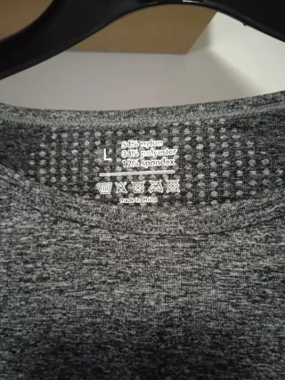 Camiseta deportiva gris manga larga Talla L