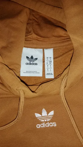 Sudadera Adidas con capucha marrón