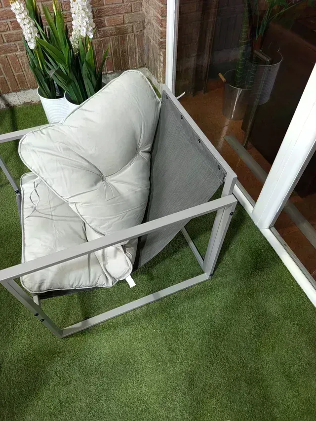 SET DE TERRAZA SOFA Y SILLAS Y MESITA DE CENTRO