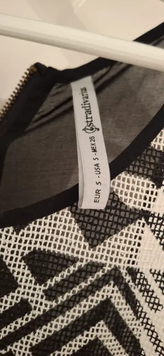 Blusa Transparente con Cremallera