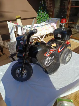 Moto eléctrica infantil negra y roja batería Nueva