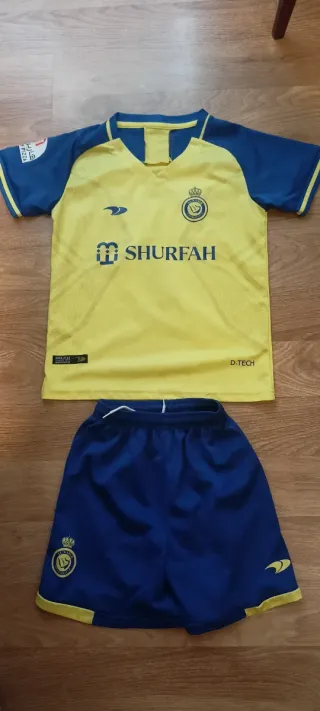 Traje de fútbol para niño de Al nasser