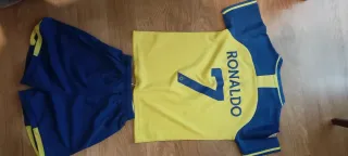 Traje de fútbol para niño de Al nasser