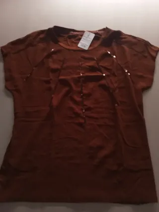 Camiseta marrón con lentejuelas talla única