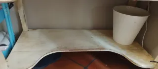 Estantería y Mesa de escritorio