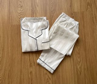 Pijama con rayas blanco S