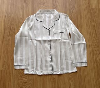 Pijama con rayas blanco S