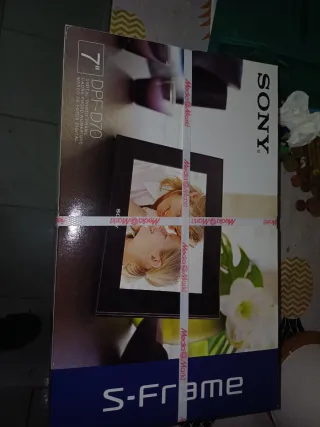 Marco fotos digital Sony 7 DPF-D70