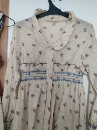 Conjunto bata y camisón bordado nido abeja