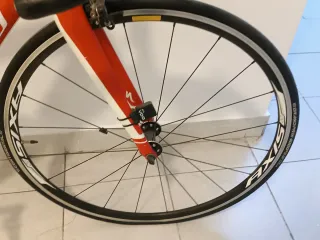 Bicicleta Specialized Tarmac Roja