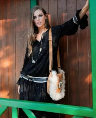 Vestido largo negro con lentejuelas