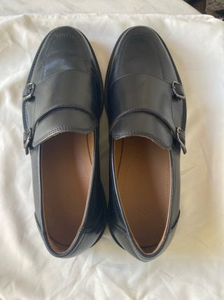 Mocasines de piel negros con doble hebilla