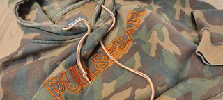 Sudadera Pull and Bear Camuflaje Talla XL