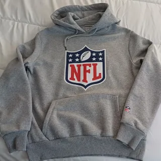 Sudadera NFL gris Pull & bear
