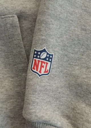 Sudadera NFL gris Pull & bear