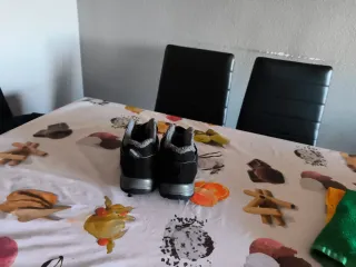 Botines niño negros