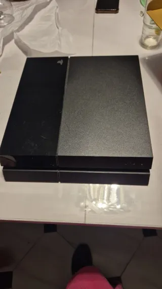 PS4 (PlayStation 4) Modello 1116B Nera