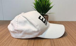 Blanca Gorra ( Excelente estado ) UNISEX