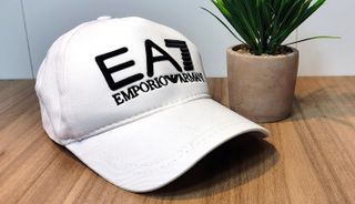 Blanca Gorra ( Excelente estado ) UNISEX