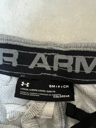 Pantalón Under Armour Gris Talla S