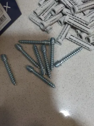 Tornillos M8x40 con tacos Fisher lote más de 70 un