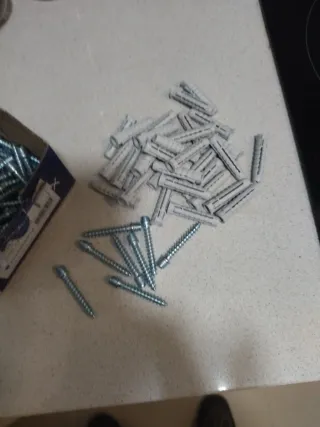 Tornillos M8x40 con tacos Fisher lote más de 70 un