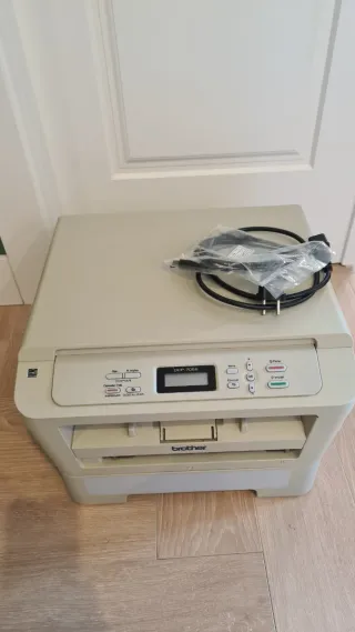 Stampante laser multifunzione Brother DCP-7055