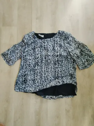 Conjunto Top Media Manga y Camisola