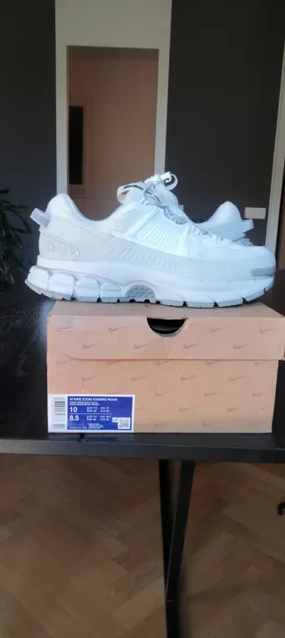 Nike Zoom Vomero 5 Zapatillas Talla 42