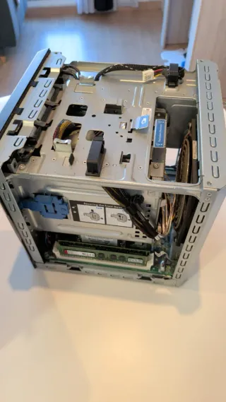 Server HP MicroServer Gen8 16GB RAM