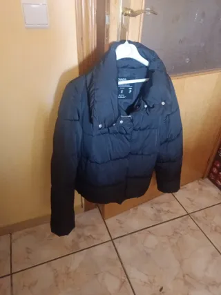 Cazadora Stradivarius negra mujer invierno