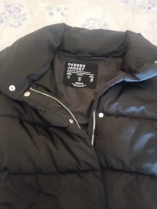 Cazadora Stradivarius negra mujer invierno