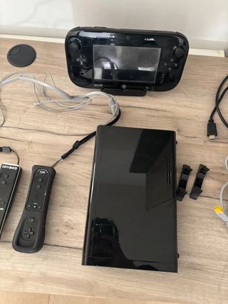 Nintendo Wii U Premium Pack + Giochi