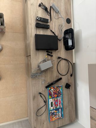 Nintendo Wii U Premium Pack + Giochi