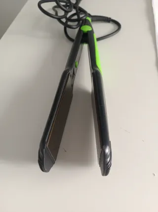 Plancha de pelo Geemy GM-2917