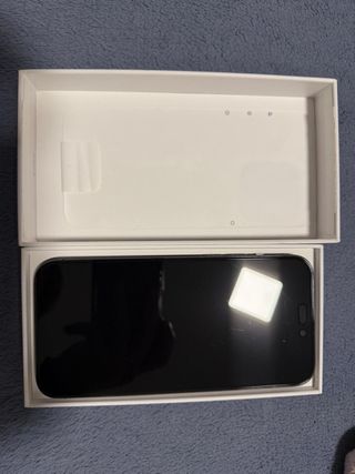 iPhone 14 Pro Max Morado Oscuro