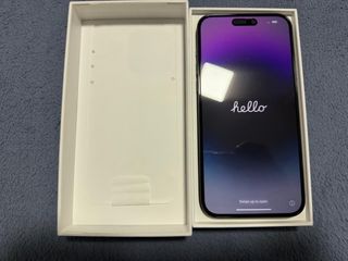 iPhone 14 Pro Max Morado Oscuro