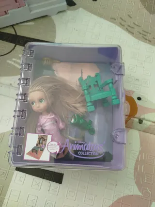 Casa de muñecas Amiccici + muñeco + Rapunzel