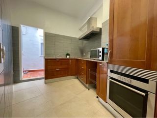 SE VENDE PISO 4 HABITACIONES