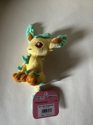 Peluche Leafeon Pokemon Center Japan