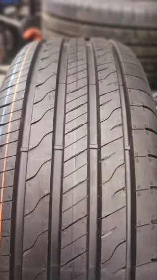 215/60 R16 99V GOODYEAR EFFICIENTGRIP PERFORMANCE2